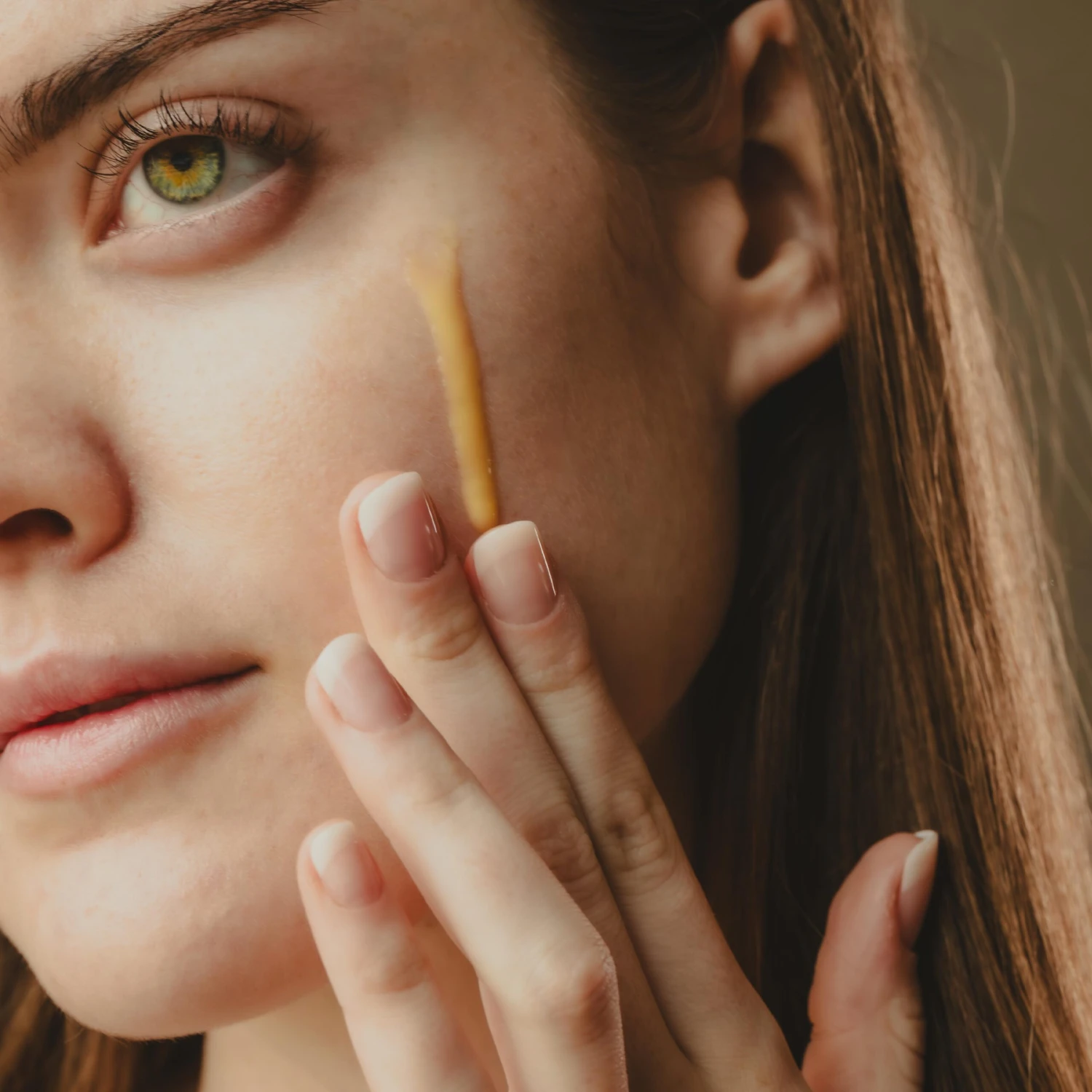 VITAMIN C FACE SERUM | 1 OZ 6 VITAMIN C FACE SERUM | 1 OZ - Image 4